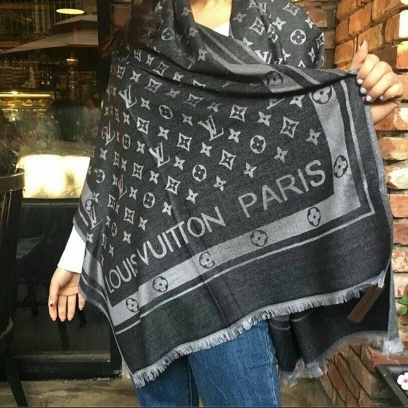 Louis Vuitton Monogram Pattern Soft Scarf Shawl - Picture 1 of 5